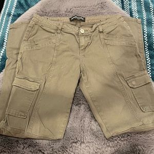 Almost Famous Green Cargo Jeans